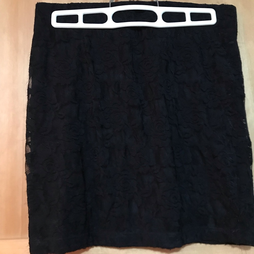 Black laced mini skirt